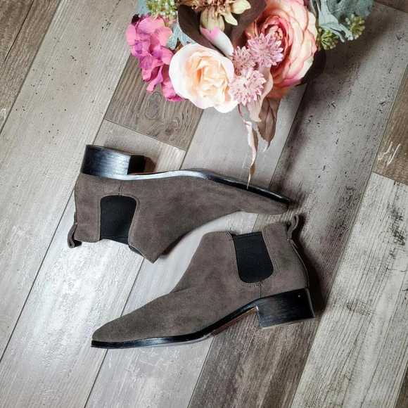 COACH Suffolk Suede Ankle Bootie (Q8709) Mink Women's Size 8.5B - Picture 12 of 12